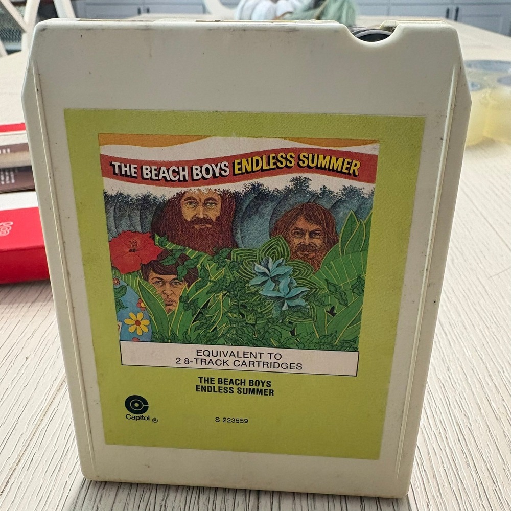 The Beach Boys Endless Summer 8-Track Tape S 223559 Vintage 1974 Capitol Records